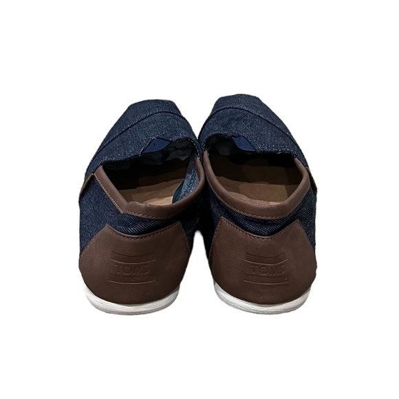 TOMS Blue Denim Classics Slip On Shoes Size 10.5 Men's - Picture 8 of 10